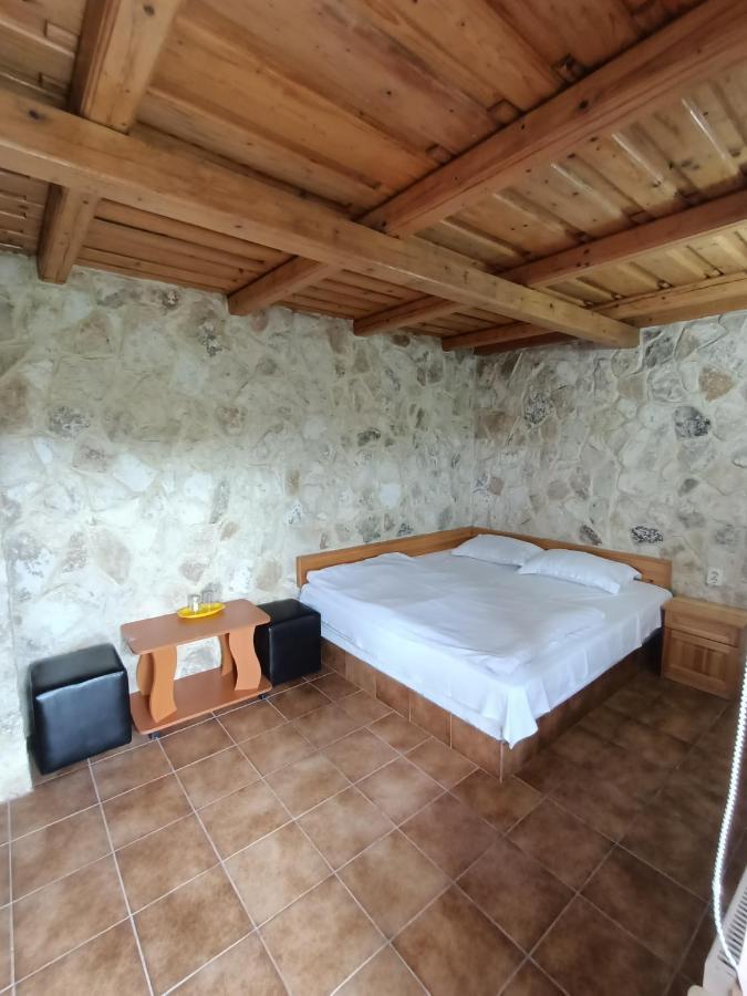 Hotel La Mariana Vama Veche Exterior foto